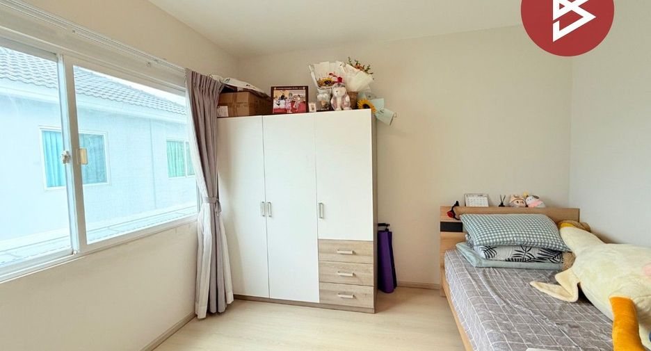 For sale 2 bedrooms townhouse in Khlong Luang, Pathum Thani