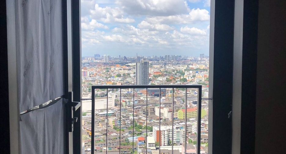 For sale 1 bed condo in Khlong San, Bangkok