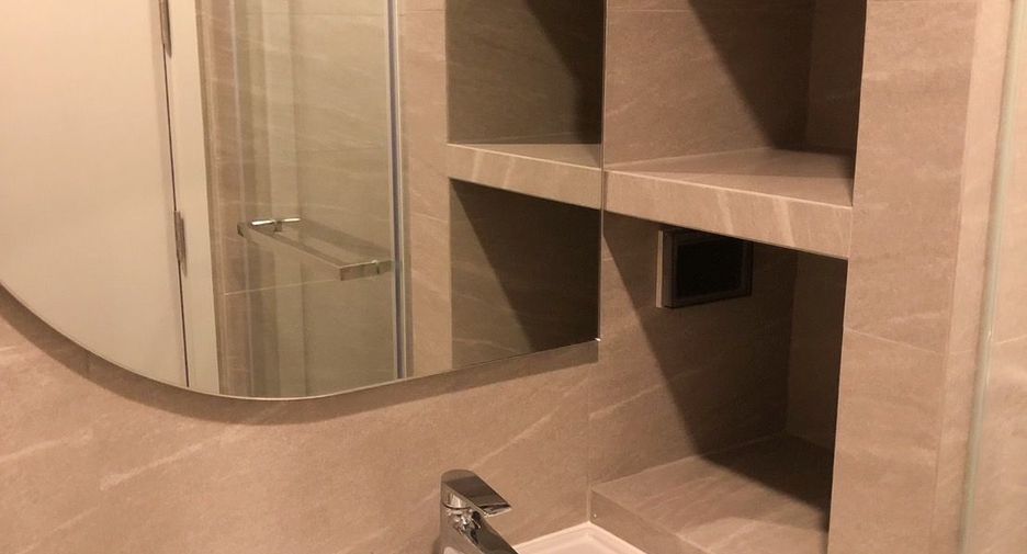 For sale 1 bed condo in Khlong San, Bangkok