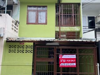 Продажа 2 спальни таунхаус в Mueang Samut Prakan, Самутпракан