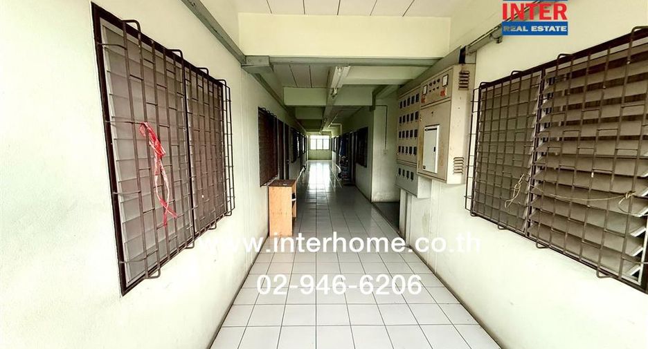 For sale 34 bedrooms apartment in Lat Phrao, Bangkok