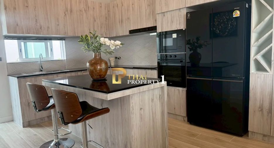 For sale 3 bedrooms villa in Hua Hin, Prachuap Khiri Khan