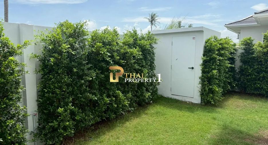 For sale 3 bedrooms villa in Hua Hin, Prachuap Khiri Khan