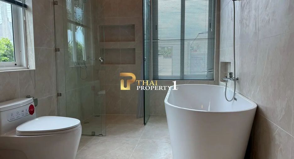 For sale 3 bedrooms villa in Hua Hin, Prachuap Khiri Khan