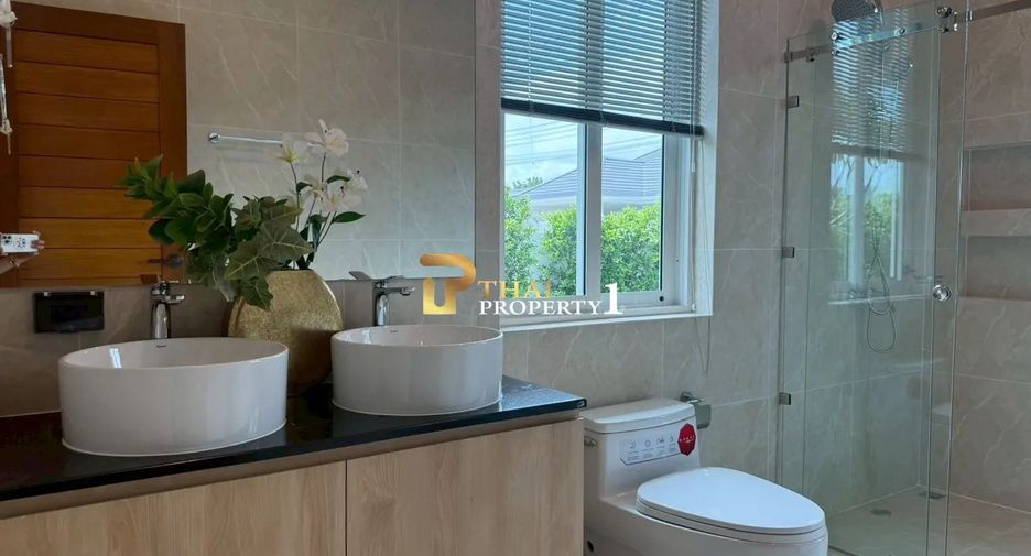 For sale 3 bedrooms villa in Hua Hin, Prachuap Khiri Khan