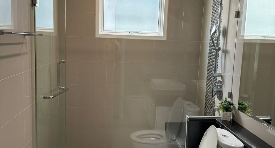 Condo en alquiler y en venta de 2 habitaciones en Ratchathewi, Bangkok