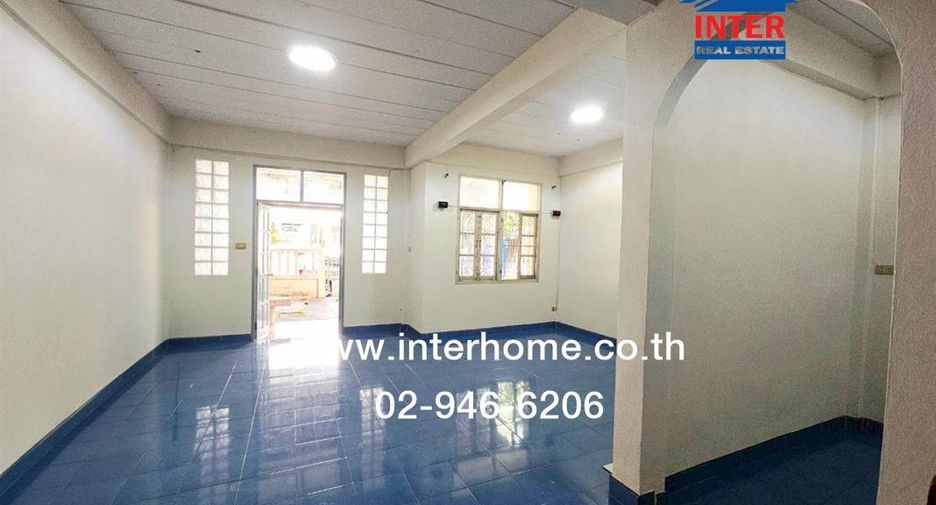 For sale 3 bedrooms townhouse in Lam Luk Ka, Pathum Thani