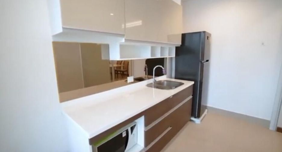 For sale 2 bedrooms condo in Ratchathewi, Bangkok
