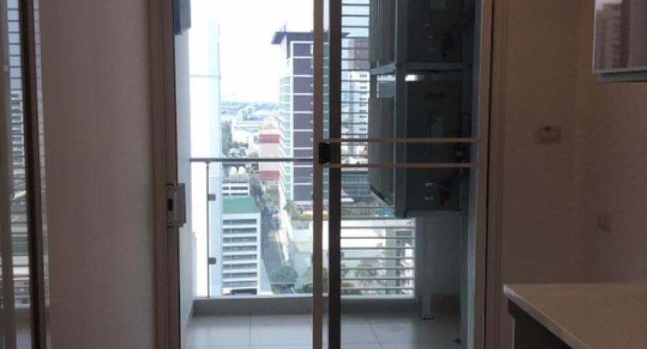 For sale 2 bedrooms condo in Ratchathewi, Bangkok