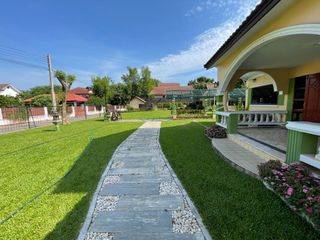 For sale 6 bedrooms house in Mueang Chiang Mai, Chiang Mai