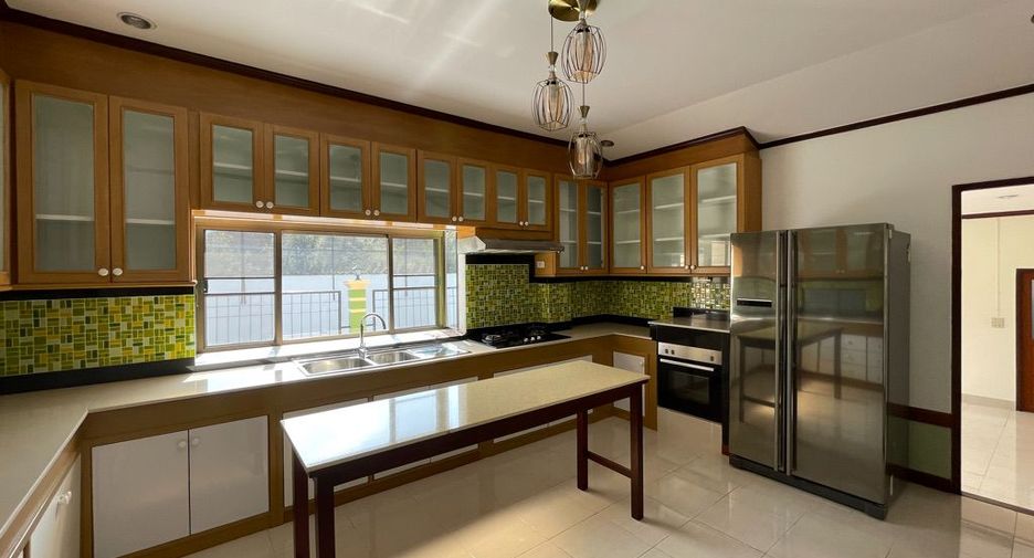 Продажа 6 спальни дом в Mueang Chiang Mai, Чианг Маи
