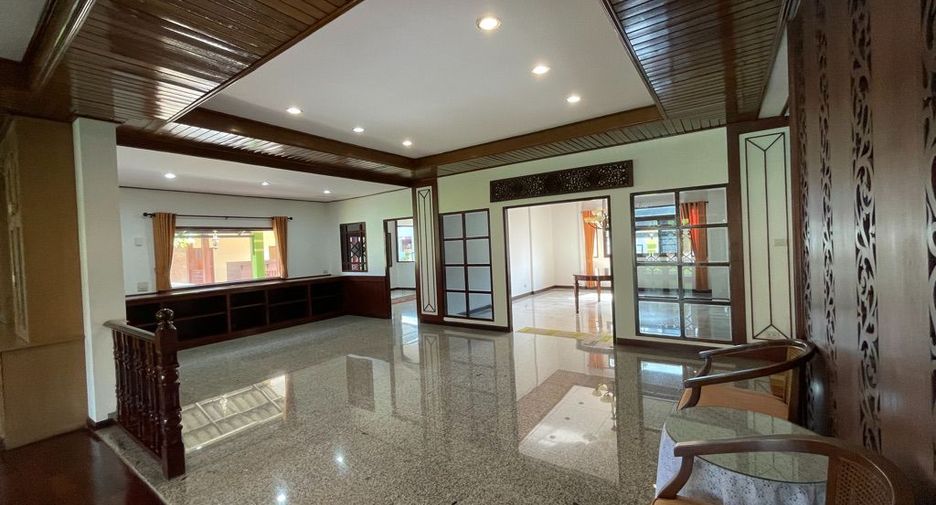 Продажа 6 спальни дом в Mueang Chiang Mai, Чианг Маи