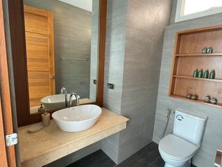 For rent and for sale 5 bedrooms house in San Sai, Chiang Mai