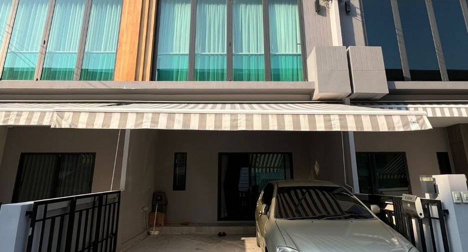 For rent そして for sale 4 ベッドルーム townhouse in Prawet, Bangkok