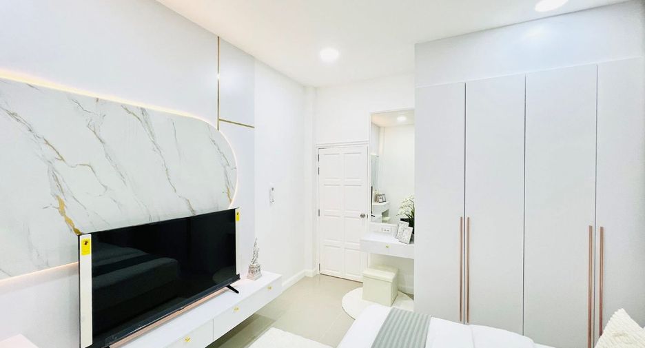 For sale 3 bedrooms house in Bang Lamung, Chonburi