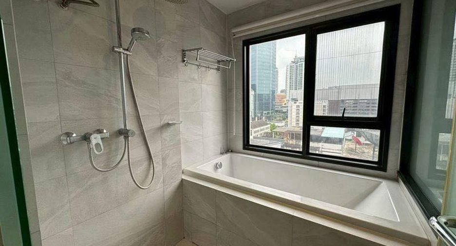 For sale 2 bedrooms condo in Watthana, Bangkok
