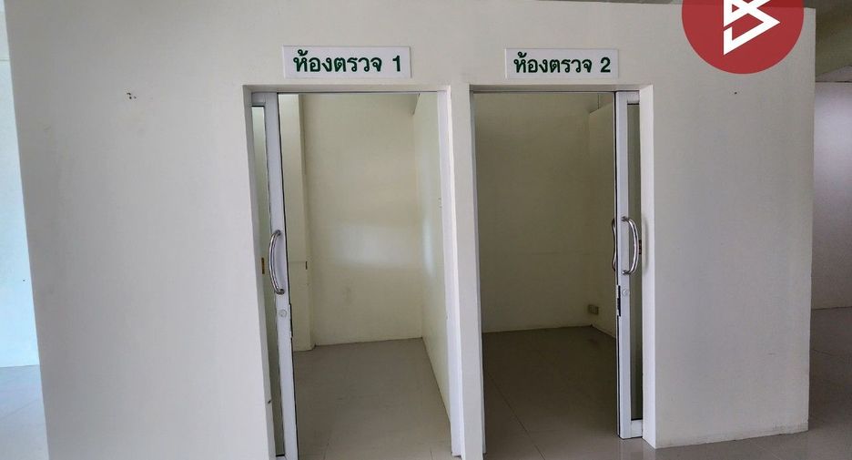Local comercial en venta de 2 habitaciones en Mueang Chon Buri, Chonburi
