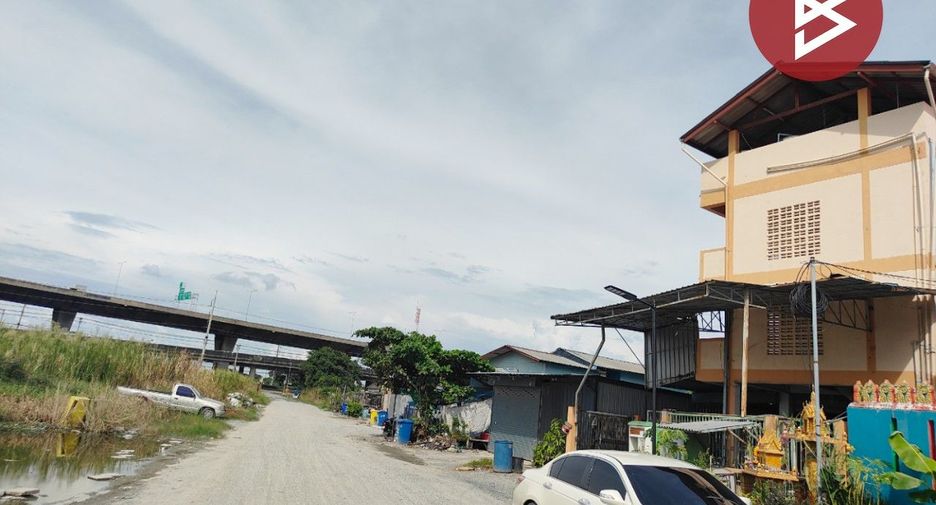 For sale スタジオ apartment in Bang Sao Thong, Samut Prakan