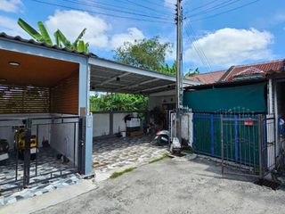 Casa adosada en venta de 2 habitaciones en Mueang Chon Buri, Chonburi