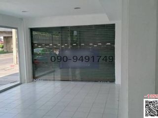 For rent 1 bed retail Space in Bangkok Noi, Bangkok