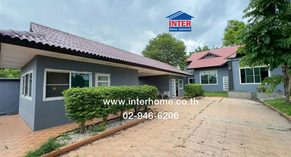 For sale 8 ベッドルーム house in Khlong Sam Wa, Bangkok