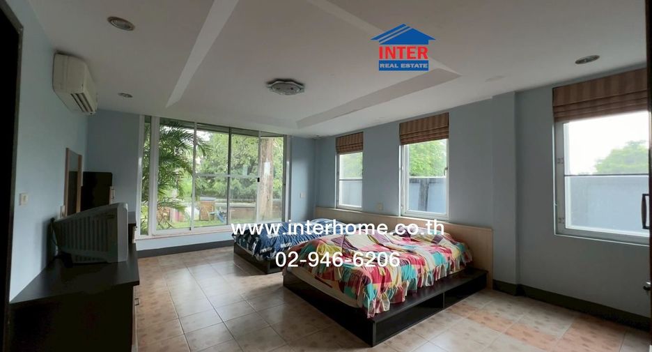 For sale 8 ベッドルーム house in Khlong Sam Wa, Bangkok