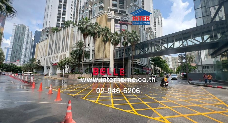 出租 和 出售 3 卧室 公寓 在 Huai Khwang, 曼谷