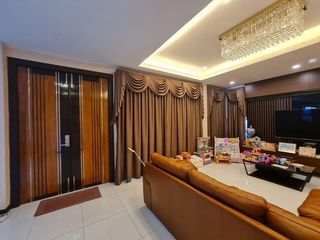 For rent 3 bedrooms house in Mueang Chon Buri, Chonburi