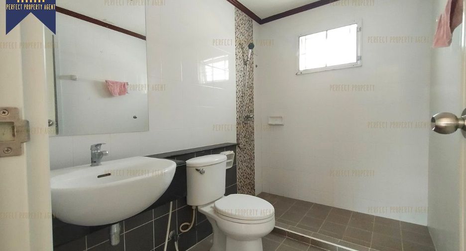 出售 3 卧室 独立屋 在 Bang Phli, Samut Prakan
