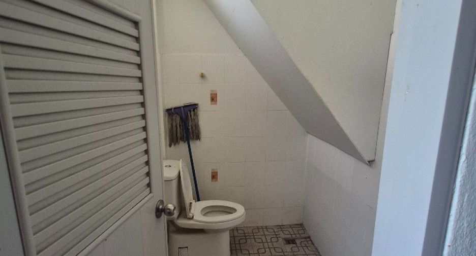 For sale studio house in Ban Na San, Surat Thani