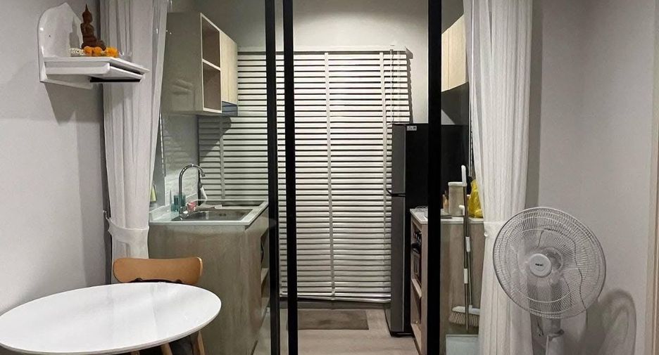 For sale 1 Beds condo in Bang Na, Bangkok