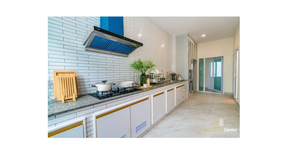 À vendre 5 chambres maison à Bang Lamung, Chonburi