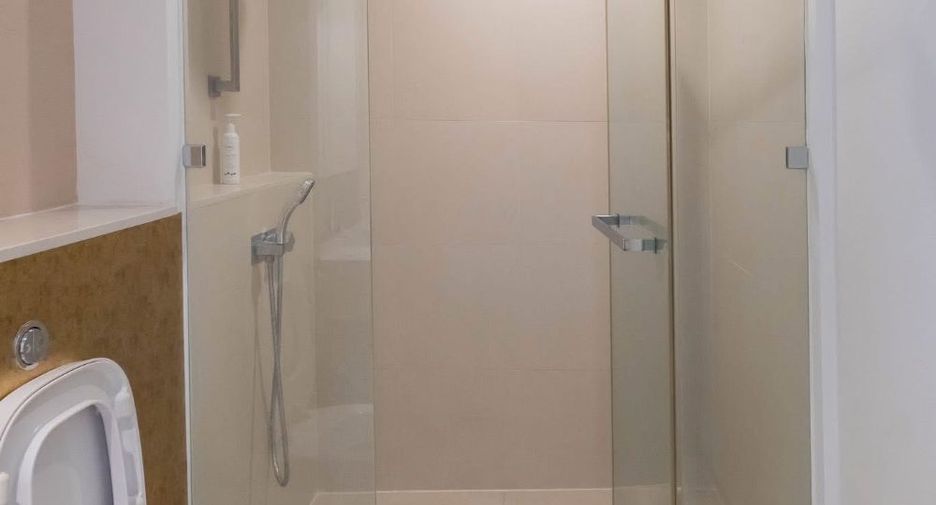 For rent and for sale 2 bedrooms condo in Sathon, Bangkok