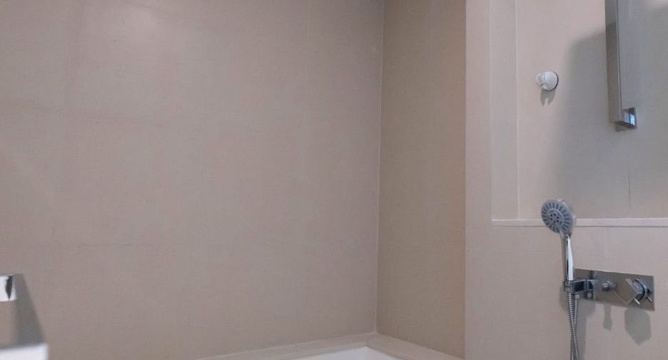 For rent and for sale 2 bedrooms condo in Sathon, Bangkok