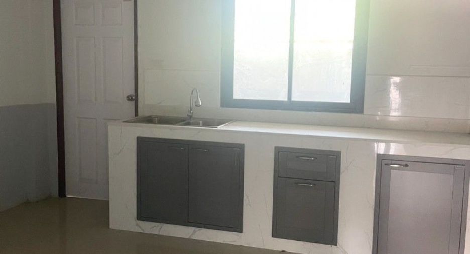For sale retail Space in Prasat, Surin