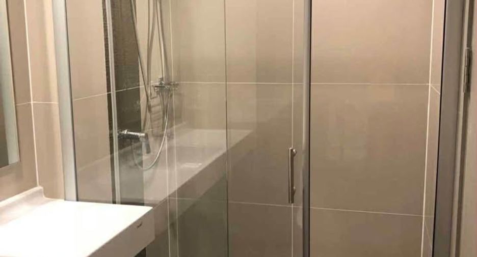 For sale 2 bedrooms condo in Bang Kapi, Bangkok