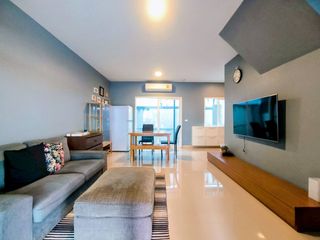 For rent 3 bedrooms townhouse in Bang Phli, Samut Prakan
