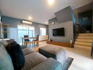 For rent 3 bedrooms townhouse in Bang Phli, Samut Prakan