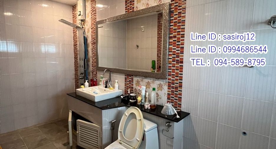 Haus zur Miete mit 4 Zimmer in Saphan Sung, Bangkok