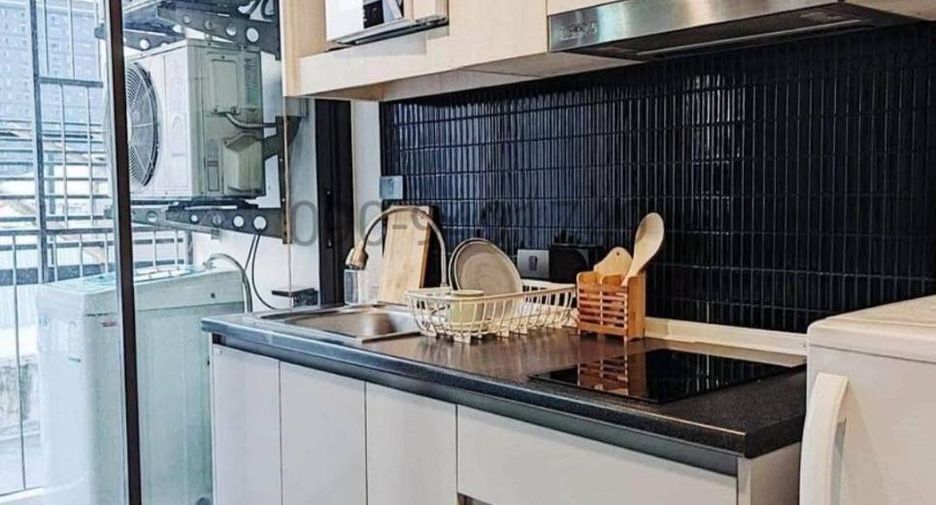 For rent 1 bed condo in Phra Khanong, Bangkok