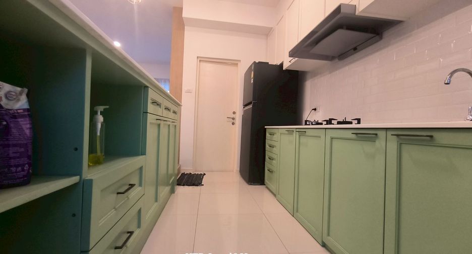 For rent 3 bedrooms townhouse in Prawet, Bangkok