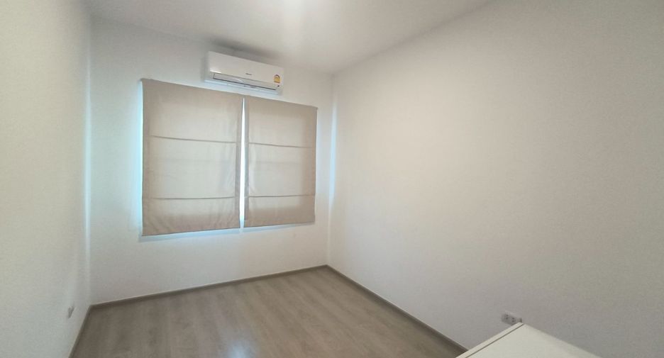 For rent 3 bedrooms townhouse in Prawet, Bangkok