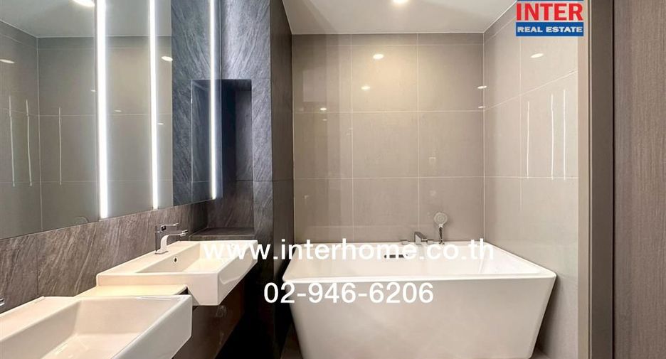 For sale 2 bedrooms condo in Phaya Thai, Bangkok
