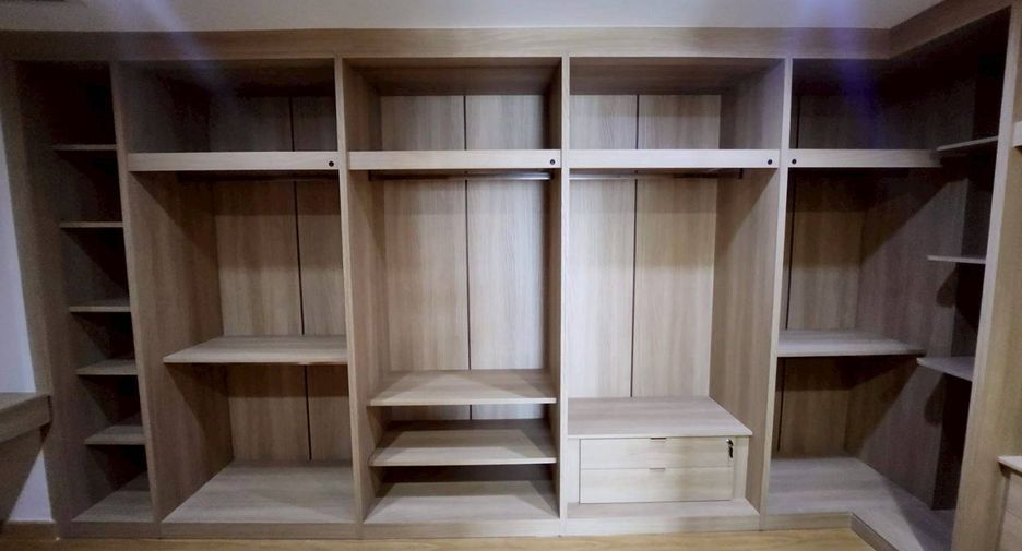 ให้เช่า และ ขาย 4 ห้องนอน บ้านเดี่ยว ใน วัฒนา, กรุงเทพฯ