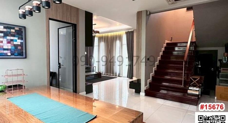 For rent 4 bedrooms house in Mueang Nonthaburi, Nonthaburi