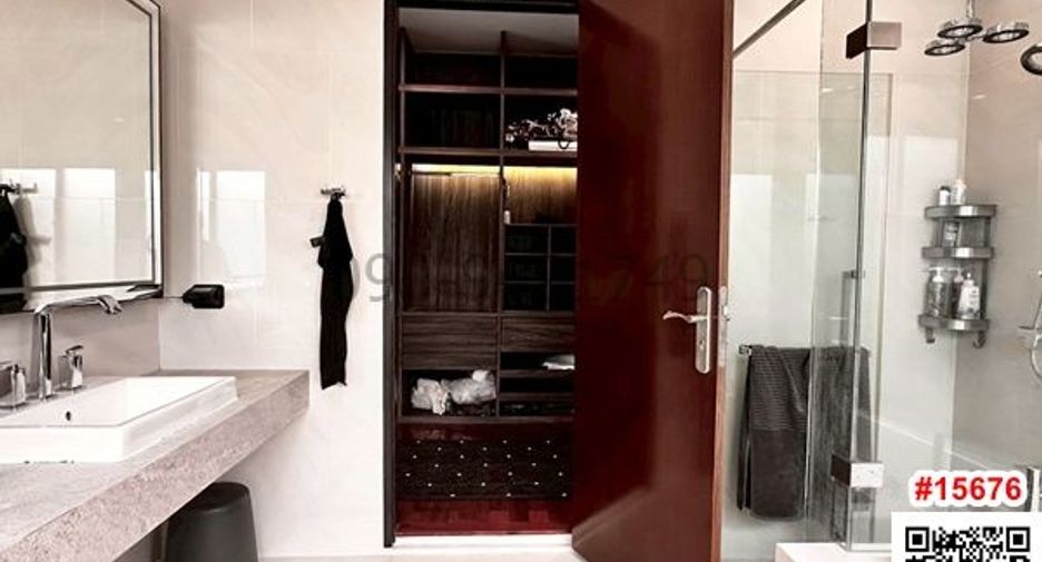 For rent 4 bedrooms house in Mueang Nonthaburi, Nonthaburi