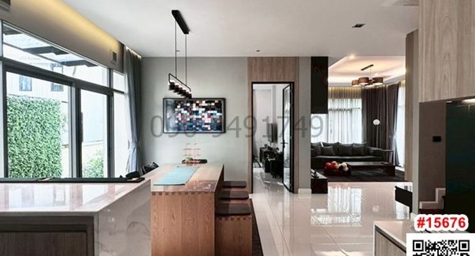 For rent 4 bedrooms house in Mueang Nonthaburi, Nonthaburi