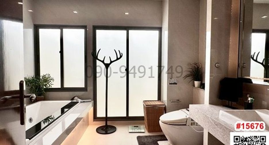 For rent 4 bedrooms house in Mueang Nonthaburi, Nonthaburi