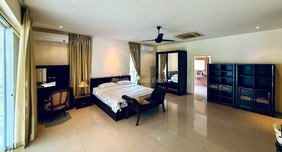 À louer 8 chambres villa à Bang Lamung, Chonburi