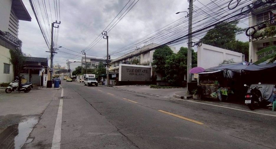 Reihenhaus zum Kauf mit 3 Zimmer in Suan Luang, Bangkok